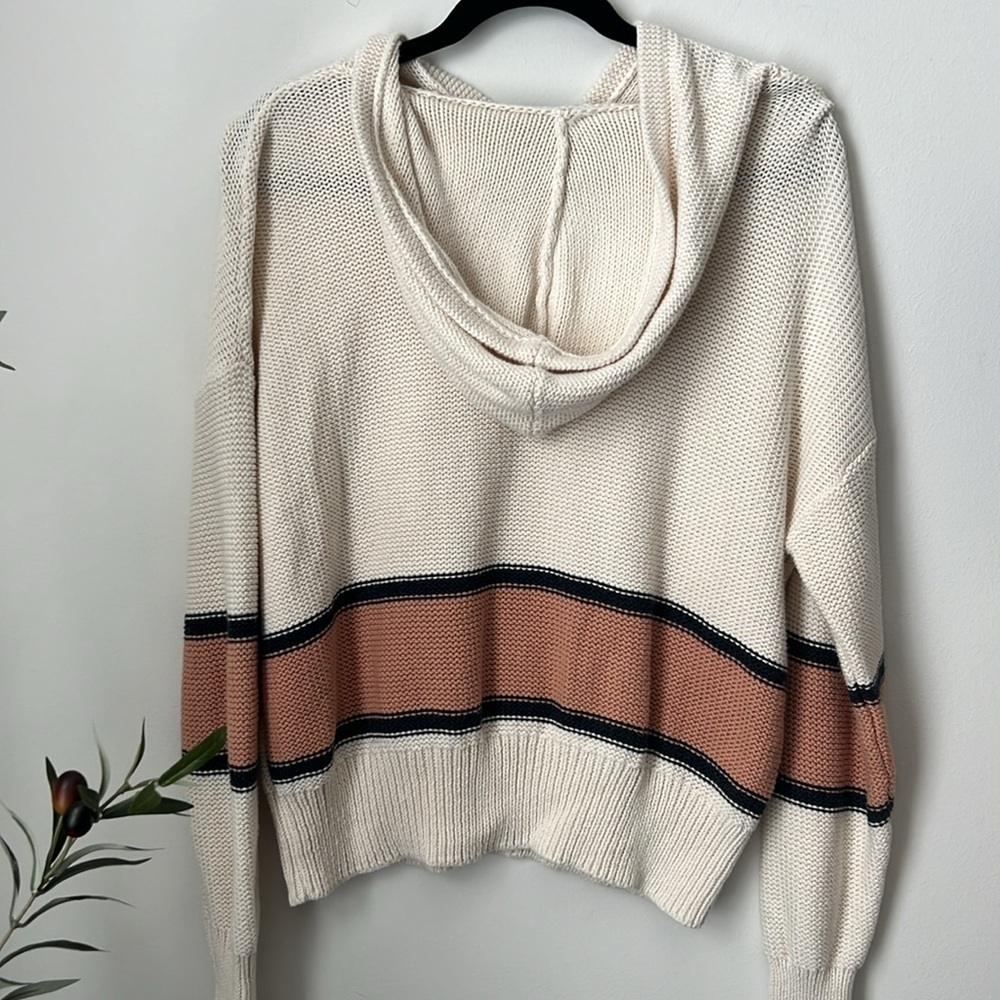 360 Sweater Italian Yarn Sweater - Picture 7 of 10